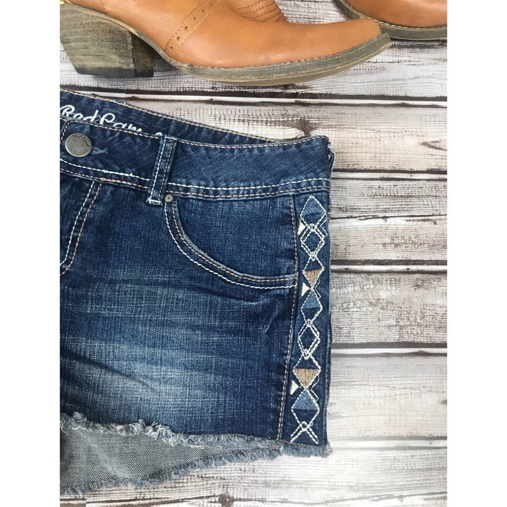 Red Camel, medium shorts size 7 - Picture 2 of 6